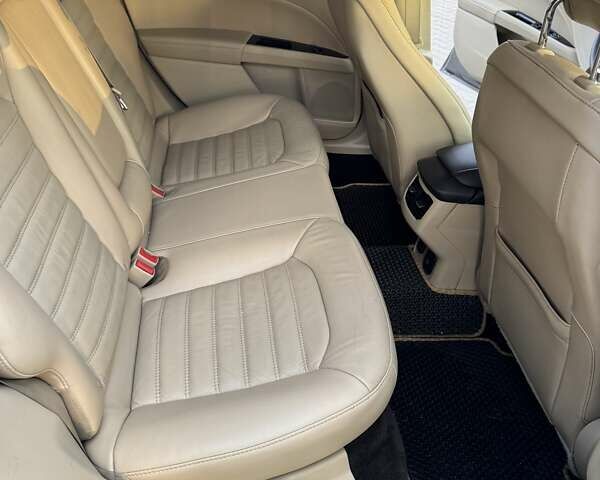 Сірий Форд Фьюжен, об'ємом двигуна 1.5 л та пробігом 170 тис. км за 9100 $, фото 24 на Automoto.ua