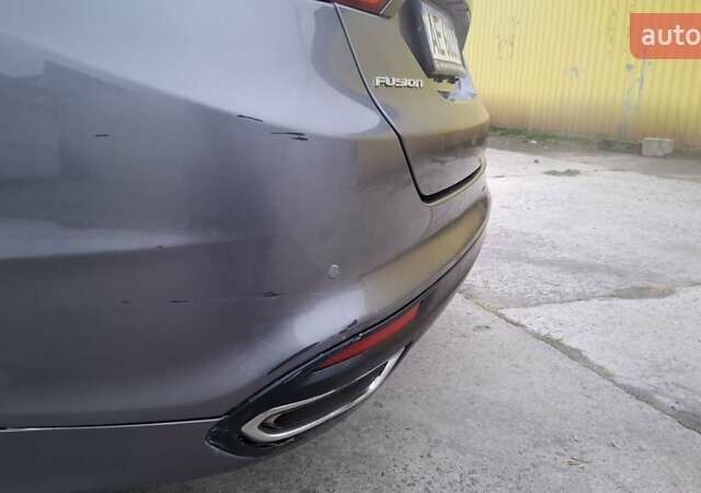 Серый Форд Фьюжн, объемом двигателя 2 л и пробегом 330 тыс. км за 8500 $, фото 10 на Automoto.ua