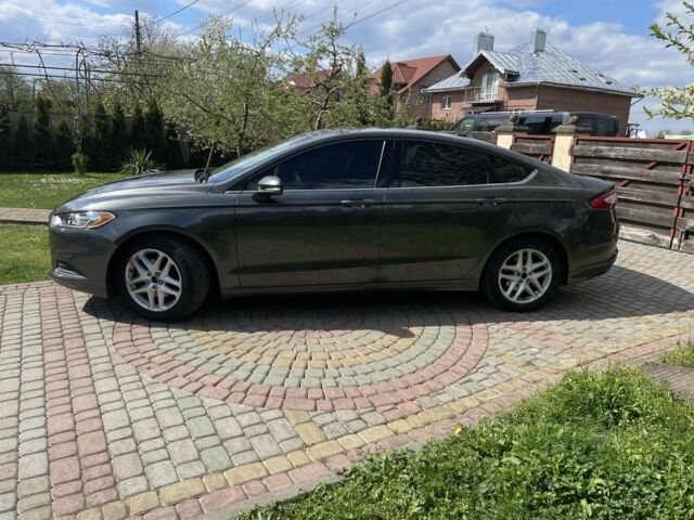 Сірий Форд Фьюжен, об'ємом двигуна 1.5 л та пробігом 194 тис. км за 8500 $, фото 2 на Automoto.ua