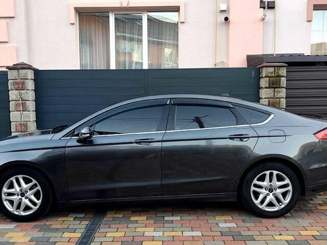 Форд Фьюжн 2014 в Белой Церкве на Automoto.ua Серый Форд Фьюжн, объемом двигателя 2.5 л и пробегом 262 тыс. км за 10300 $, фото 2 на Automoto.ua