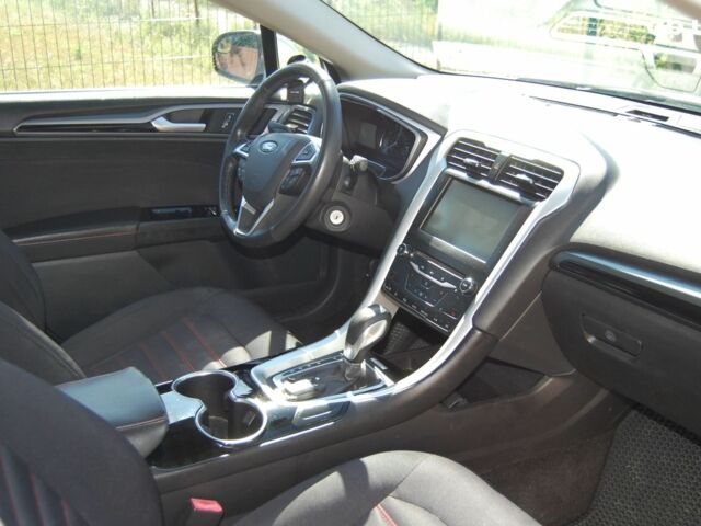 Серый Форд Фьюжн, объемом двигателя 1.5 л и пробегом 186 тыс. км за 7800 $, фото 7 на Automoto.ua