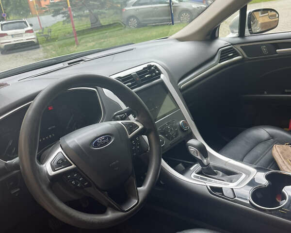 Серый Форд Фьюжн, объемом двигателя 2.49 л и пробегом 196 тыс. км за 9700 $, фото 7 на Automoto.ua