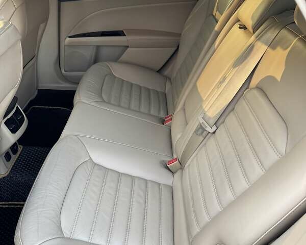 Сірий Форд Фьюжен, об'ємом двигуна 1.5 л та пробігом 170 тис. км за 9100 $, фото 19 на Automoto.ua