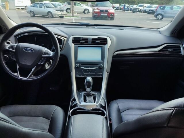 Сірий Форд Фьюжен, об'ємом двигуна 2 л та пробігом 197 тис. км за 12500 $, фото 6 на Automoto.ua