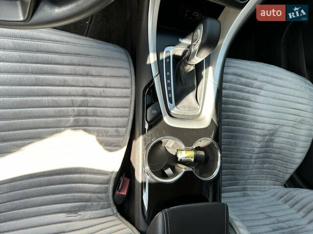 Серый Форд Фьюжн, объемом двигателя 2.49 л и пробегом 170 тыс. км за 10800 $, фото 12 на Automoto.ua