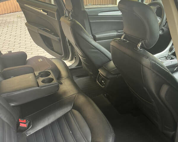 Серый Форд Фьюжн, объемом двигателя 2.49 л и пробегом 196 тыс. км за 9700 $, фото 10 на Automoto.ua