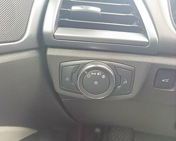 Форд Фьюжн 2014 в Ивано-Франковске на Automoto.ua Серый Форд Фьюжн, объемом двигателя 2.5 л и пробегом 220 тыс. км за 7650 $, фото 16 на Automoto.ua