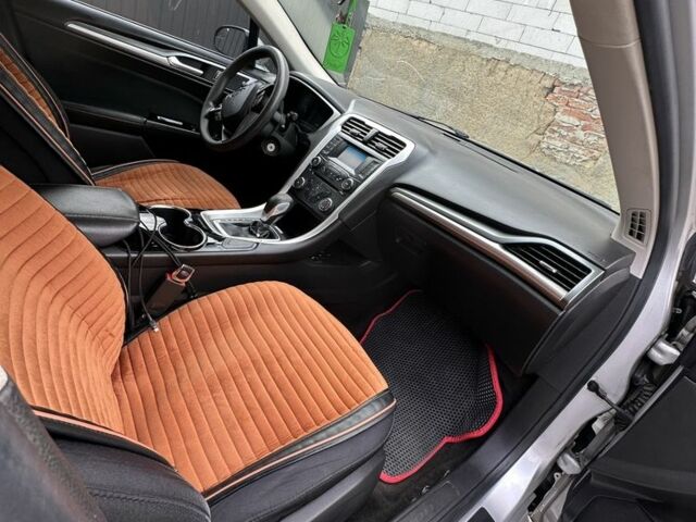 Сірий Форд Фьюжен, об'ємом двигуна 2.5 л та пробігом 227 тис. км за 8800 $, фото 7 на Automoto.ua