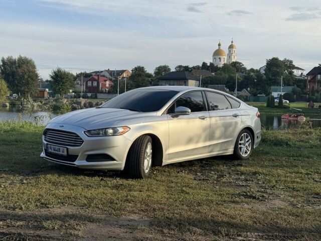 Сірий Форд Фьюжен, об'ємом двигуна 2.5 л та пробігом 340 тис. км за 9390 $, фото 6 на Automoto.ua