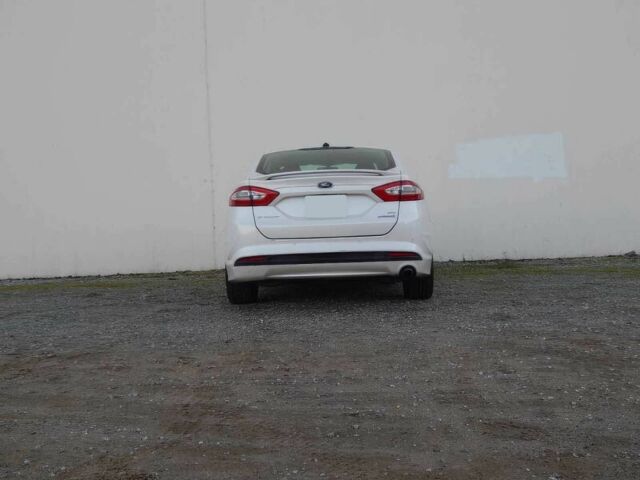 Серый Форд Фьюжн, объемом двигателя 2 л и пробегом 84 тыс. км за 18900 $, фото 6 на Automoto.ua