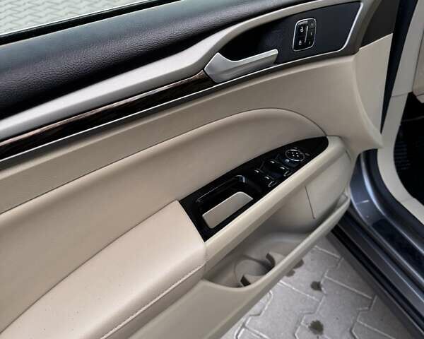 Сірий Форд Фьюжен, об'ємом двигуна 1.5 л та пробігом 170 тис. км за 9100 $, фото 13 на Automoto.ua