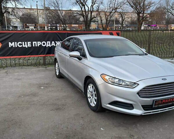 Серый Форд Фьюжн, объемом двигателя 2.49 л и пробегом 241 тыс. км за 9300 $, фото 4 на Automoto.ua