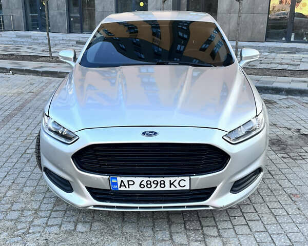 Сірий Форд Фьюжен, об'ємом двигуна 2.5 л та пробігом 320 тис. км за 8000 $, фото 6 на Automoto.ua