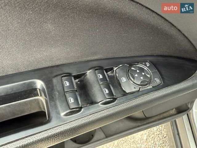 Сірий Форд Фьюжен, об'ємом двигуна 2.49 л та пробігом 137 тис. км за 9900 $, фото 21 на Automoto.ua