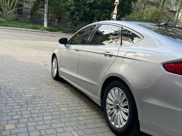 Серый Форд Фьюжн, объемом двигателя 2 л и пробегом 187 тыс. км за 11800 $, фото 8 на Automoto.ua