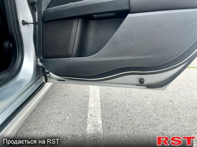 Серый Форд Фьюжн, объемом двигателя 2.5 л и пробегом 31700 тыс. км за 7600 $, фото 3 на Automoto.ua