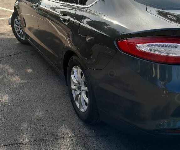 Серый Форд Фьюжн, объемом двигателя 2.5 л и пробегом 180 тыс. км за 9200 $, фото 15 на Automoto.ua