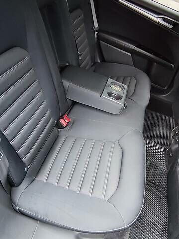 Серый Форд Фьюжн, объемом двигателя 2.5 л и пробегом 198 тыс. км за 11500 $, фото 13 на Automoto.ua