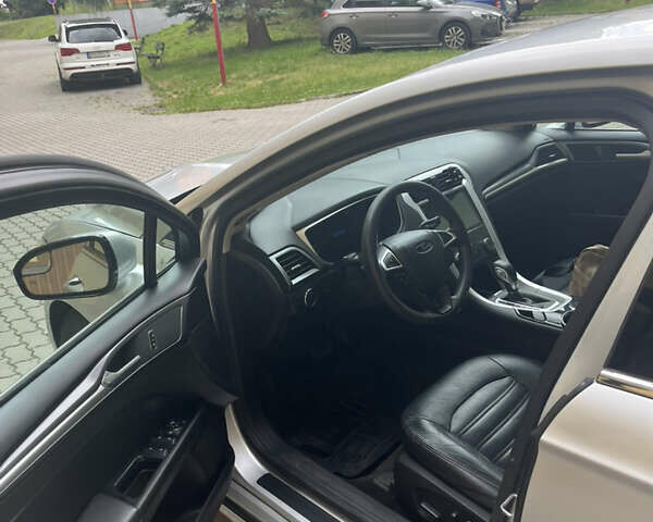 Серый Форд Фьюжн, объемом двигателя 2.49 л и пробегом 196 тыс. км за 9700 $, фото 6 на Automoto.ua