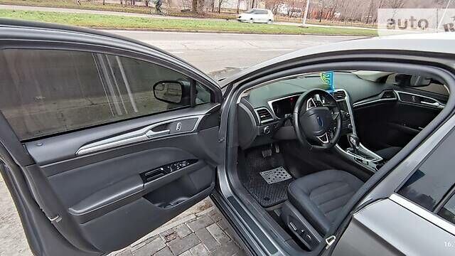 Серый Форд Фьюжн, объемом двигателя 2.5 л и пробегом 198 тыс. км за 11500 $, фото 20 на Automoto.ua