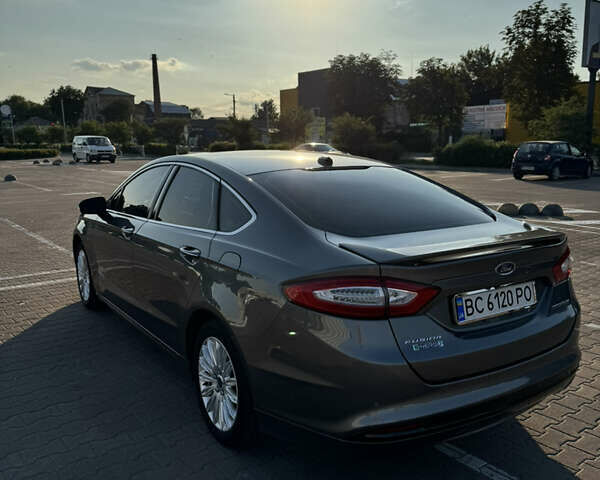 Форд Фьюжн 2014 в Житомире на Automoto.ua Серый Форд Фьюжн, объемом двигателя 2 л и пробегом 136 тыс. км за 13000 $, фото 3 на Automoto.ua