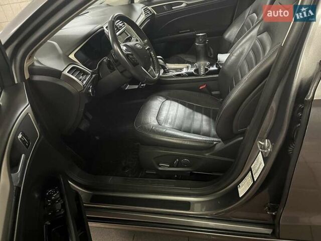 Серый Форд Фьюжн, объемом двигателя 2 л и пробегом 145 тыс. км за 10200 $, фото 4 на Automoto.ua