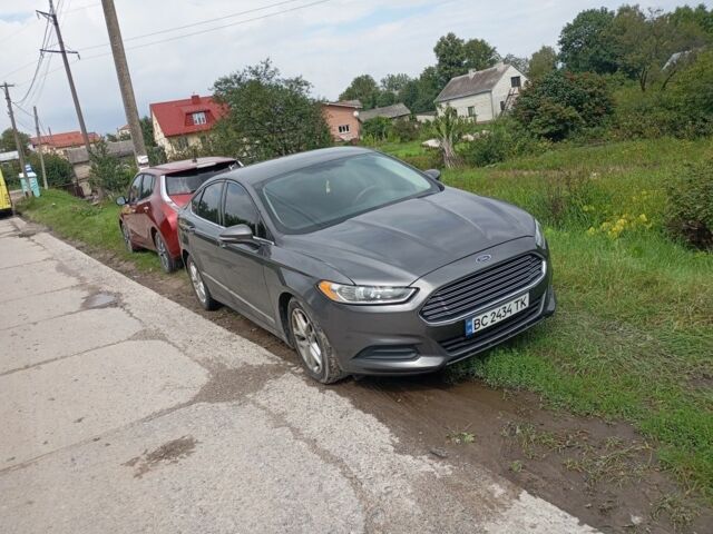 Серый Форд Фьюжн, объемом двигателя 1.5 л и пробегом 178 тыс. км за 8000 $, фото 1 на Automoto.ua