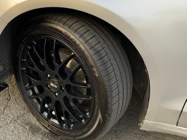 Серый Форд Фьюжн, объемом двигателя 2.5 л и пробегом 92 тыс. км за 11000 $, фото 3 на Automoto.ua