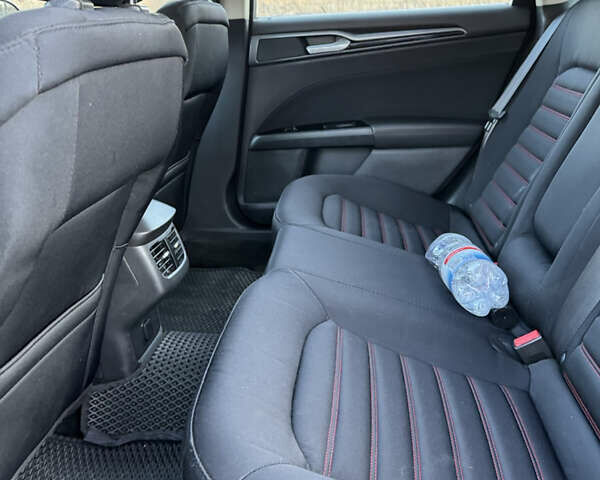 Сірий Форд Фьюжен, об'ємом двигуна 1.5 л та пробігом 248 тис. км за 7900 $, фото 40 на Automoto.ua