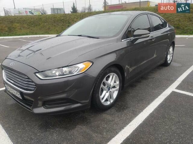 Серый Форд Фьюжн, объемом двигателя 2.5 л и пробегом 259 тыс. км за 10500 $, фото 2 на Automoto.ua