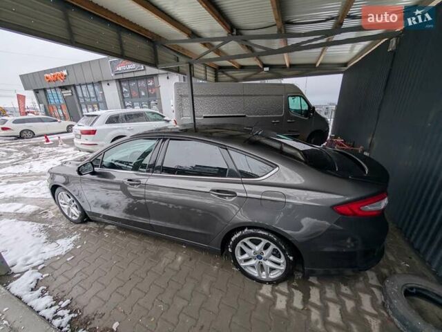 Сірий Форд Фьюжен, об'ємом двигуна 0 л та пробігом 165 тис. км за 10300 $, фото 9 на Automoto.ua