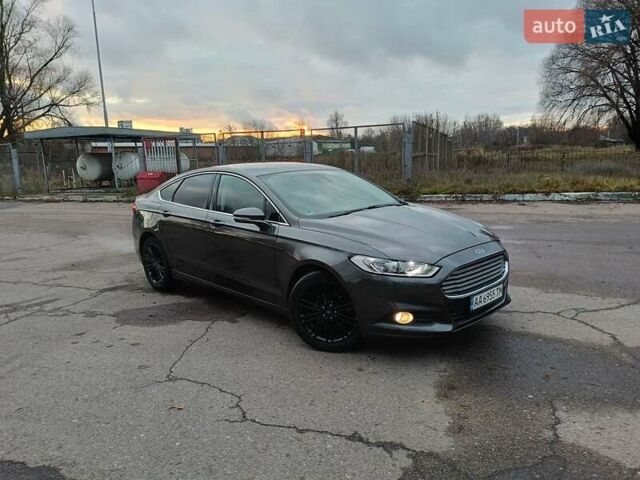 Сірий Форд Фьюжен, об'ємом двигуна 2 л та пробігом 121 тис. км за 12700 $, фото 1 на Automoto.ua