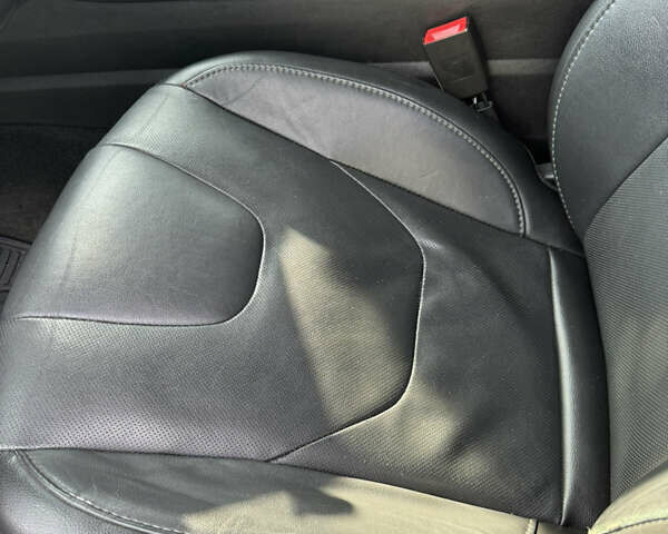 Серый Форд Фьюжн, объемом двигателя 2 л и пробегом 226 тыс. км за 11275 $, фото 15 на Automoto.ua