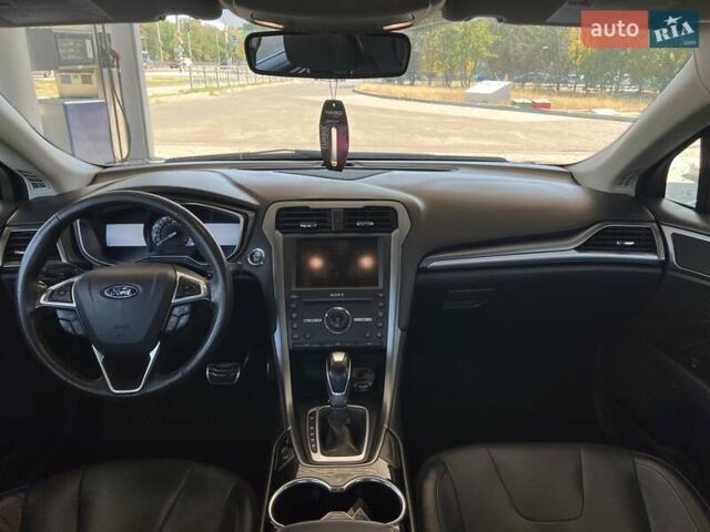 Форд Фьюжн 2015 в Николаеве на Automoto.ua Серый Форд Фьюжн, объемом двигателя 2 л и пробегом 208 тыс. км за 10900 $, фото 24 на Automoto.ua