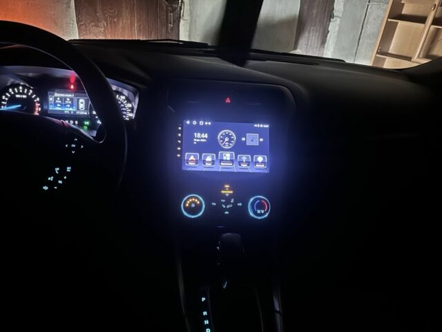 Серый Форд Фьюжн, объемом двигателя 2.5 л и пробегом 150 тыс. км за 9300 $, фото 13 на Automoto.ua