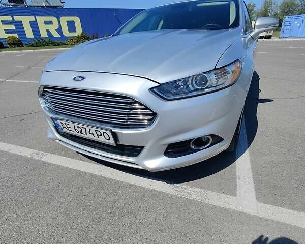 Сірий Форд Фьюжен, об'ємом двигуна 2 л та пробігом 154 тис. км за 14300 $, фото 3 на Automoto.ua