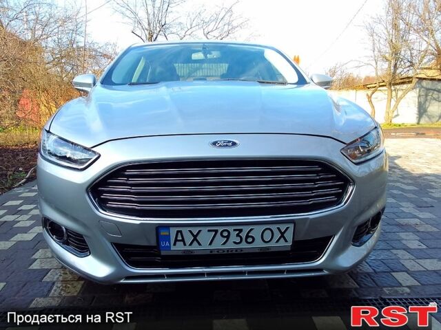 Серый Форд Фьюжн, объемом двигателя 2 л и пробегом 168 тыс. км за 10500 $, фото 1 на Automoto.ua