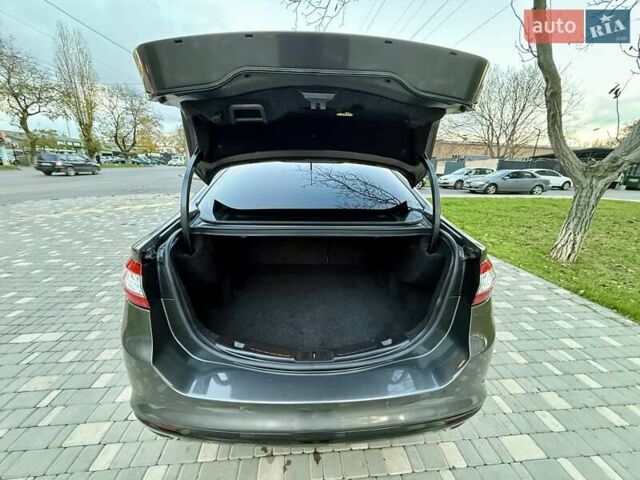 Сірий Форд Фьюжен, об'ємом двигуна 2 л та пробігом 163 тис. км за 8300 $, фото 66 на Automoto.ua