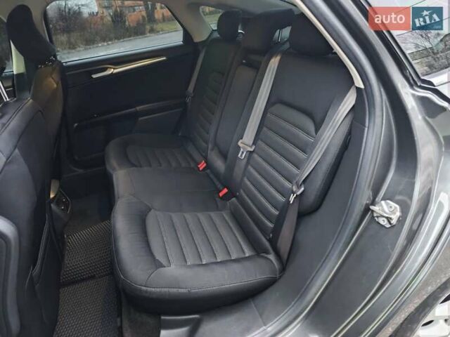 Серый Форд Фьюжн, объемом двигателя 2.49 л и пробегом 180 тыс. км за 9999 $, фото 9 на Automoto.ua