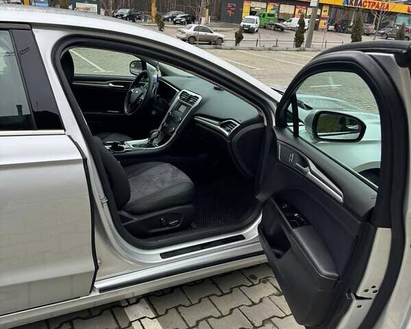 Серый Форд Фьюжн, объемом двигателя 2.5 л и пробегом 163 тыс. км за 10700 $, фото 8 на Automoto.ua