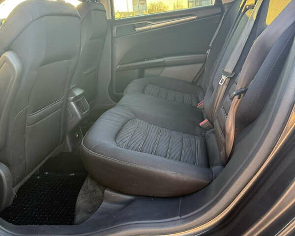 Серый Форд Фьюжн, объемом двигателя 2.49 л и пробегом 214 тыс. км за 9250 $, фото 12 на Automoto.ua