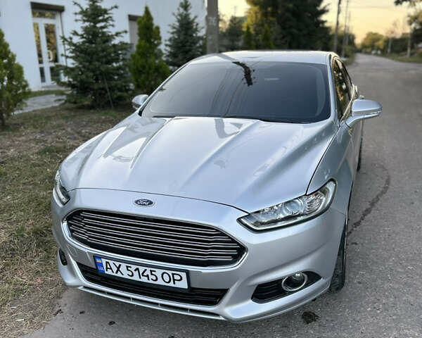 Серый Форд Фьюжн, объемом двигателя 2.49 л и пробегом 180 тыс. км за 10000 $, фото 1 на Automoto.ua
