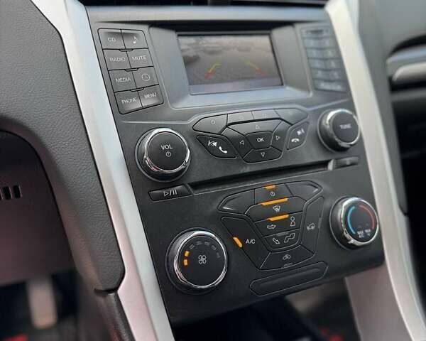 Сірий Форд Фьюжен, об'ємом двигуна 2.5 л та пробігом 140 тис. км за 10500 $, фото 3 на Automoto.ua