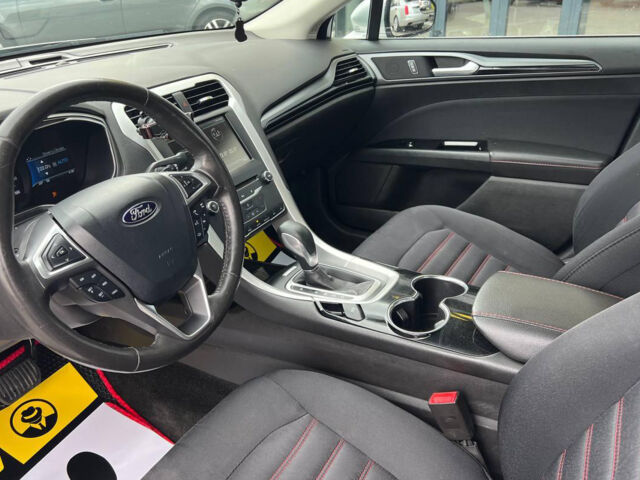 Серый Форд Фьюжн, объемом двигателя 2 л и пробегом 156 тыс. км за 10900 $, фото 10 на Automoto.ua