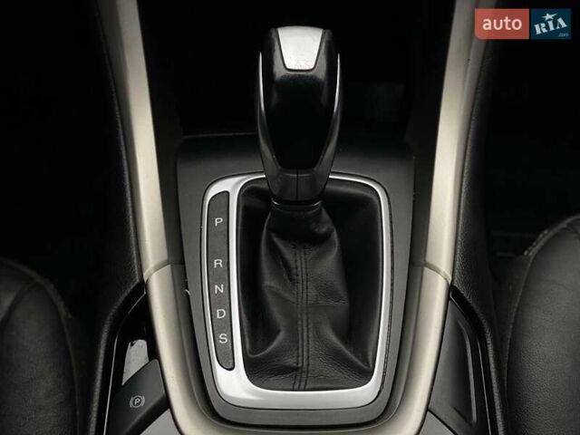 Форд Фьюжн 2015 в Львове на Automoto.ua Серый Форд Фьюжн, объемом двигателя 2 л и пробегом 212 тыс. км за 9300 $, фото 10 на Automoto.ua
