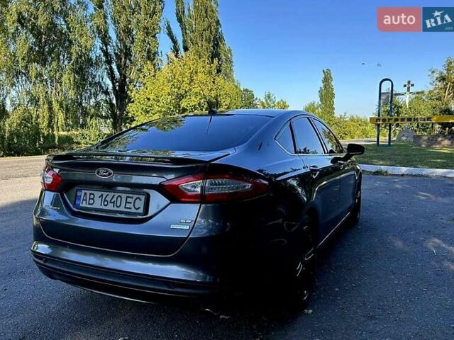 Серый Форд Фьюжн, объемом двигателя 1.5 л и пробегом 77 тыс. км за 11300 $, фото 3 на Automoto.ua