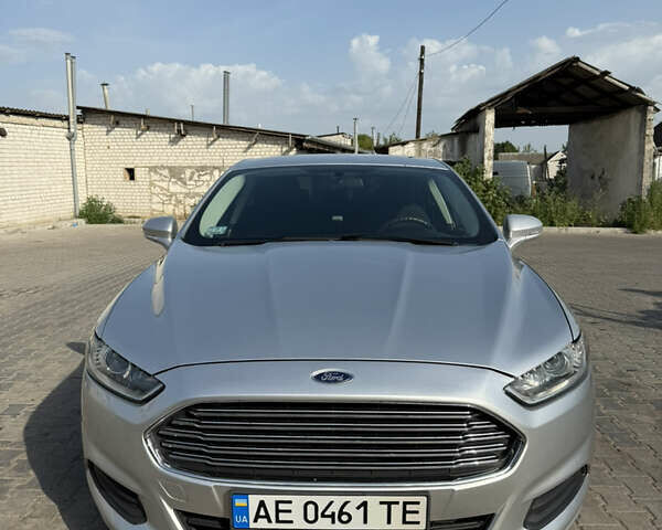 Сірий Форд Фьюжен, об'ємом двигуна 2.49 л та пробігом 170 тис. км за 11100 $, фото 4 на Automoto.ua