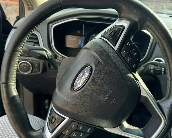 Серый Форд Фьюжн, объемом двигателя 2 л и пробегом 226 тыс. км за 11275 $, фото 18 на Automoto.ua