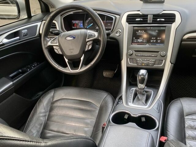 Сірий Форд Фьюжен, об'ємом двигуна 2 л та пробігом 167 тис. км за 12600 $, фото 15 на Automoto.ua