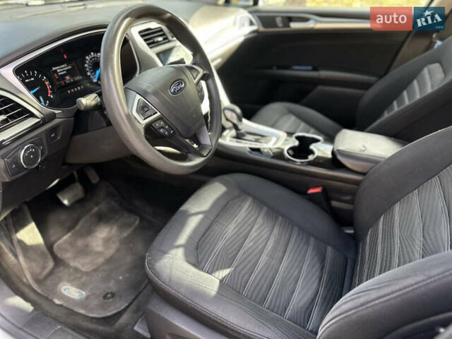 Форд Фьюжн 2015 в Киеве на Automoto.ua Серый Форд Фьюжн, объемом двигателя 2.4 л и пробегом 272 тыс. км за 7999 $, фото 16 на Automoto.ua